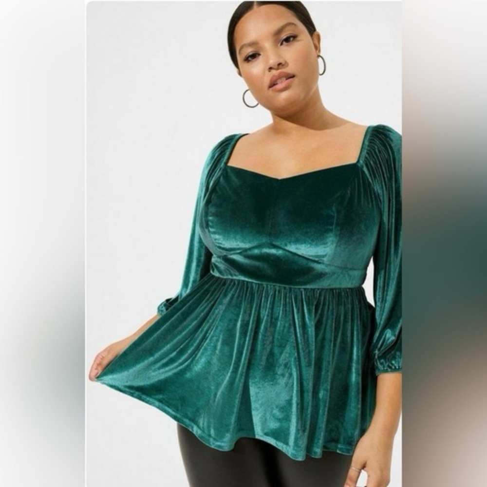Torrid Whimsigoth Forest Green Velvet Babydoll Peplum Blouse Puff Sleeve Regency